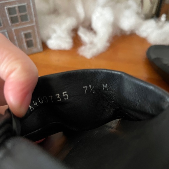 Stuart weitzman black heels - Picture 6 of 8